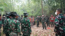 TNI Perkuat Penanganan Karhutla di Wilayah Kalbar, Khususnya Sektor Selatan