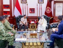 Menhan RI Terima Kunjungan Dubes Qatar, Bahas Penguatan Kerja Sama Pertahanan