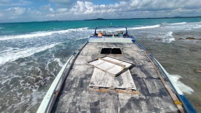 Persempit Ruang Gerak Penyelundup Timah, TNI AL Amankan Kapal HSC Bermuatan 3,8 Ton Timah Ilegal
