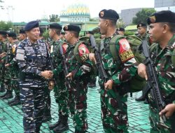 Komandan Kodaeral XII Hadiri Pelepasan Satgas Pamtas RI-Malaysia, Perkuat Sinergi Pengamanan Perbatasan