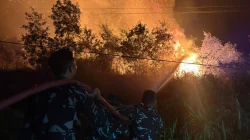 Personel Lanud Sri Mulyono Herlambang Padamkan Karhutla Malam Hari di Banyuasin