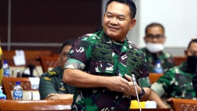 Gantikan Djamari Chaniago, Jenderal Dudung Siap Bersihkan Sumbatan Birokrasi Polkam